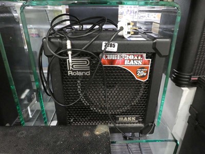 Lot 2205 - Roland cube - 20XL bass amp