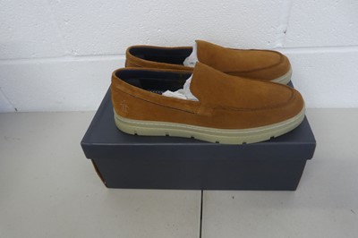 Lot 1218 - Boxed pair of Penguin 'cam' shoes size UK 8