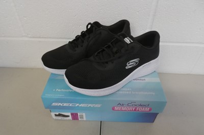 Lot 1234 - Boxed pair of Skechers skech lite air cooled...