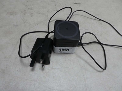 Lot 2251 - Qi2 wireless charger