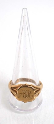 Lot 840 - A 9ct yellow gold signet ring, Birmingham 1965,...