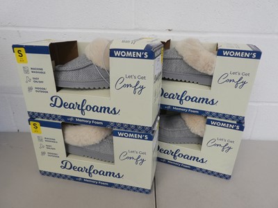 Lot 1261 - x4 boxed pairs of Dearfoam memory foam...