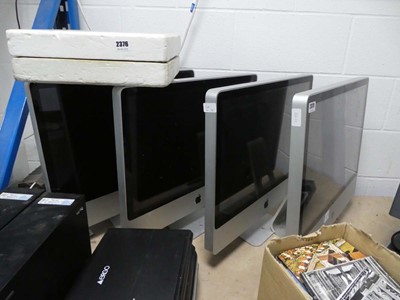 Lot 2375 - 4 Apple monitors
