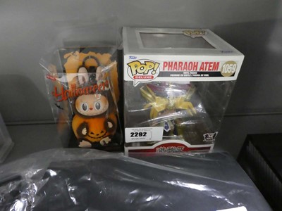 Lot 2292 - Two collectable figures, one POP Deluxe...