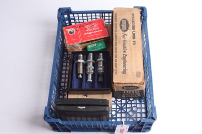 Lot 2941 - RCBS kinetic bullet puller, Ohaus 1010...
