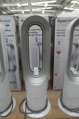 Lot 3009 - Dyson hot and cold Jet Focus AM09 tower fan...