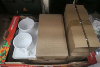 Lot 3037 - Tray of soup bowls, serving platters etc