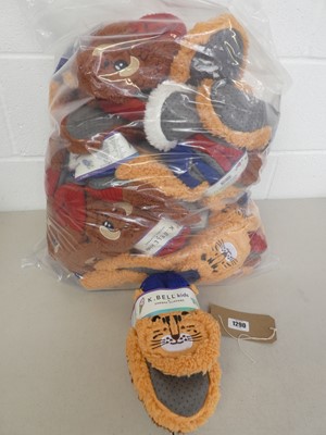 Lot 1290 - A bag containing a qty of K Bell kids sherpa...