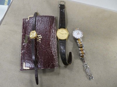 Lot 2481 - Box of Ladies and Gents wristwatches including...