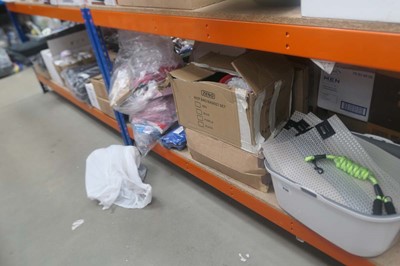 Lot 3136 - Quantity of mixed items inc. place mats, wash...