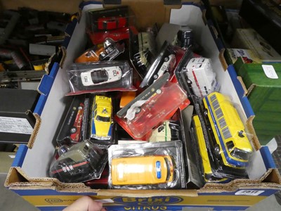 Lot 2511 - Single tray of collectable diecast vehicle...