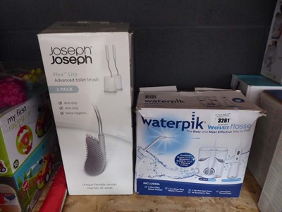 Lot 3261 - Waterpik water flosser plus a Joseph Joseph...