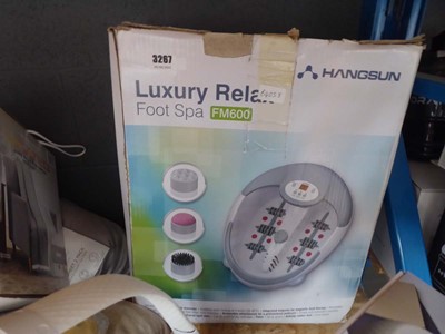 Lot 3267 - Luxury relaxed foot spa