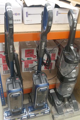 Lot 3179 - Upright Shark power lift away vacuum cleaner