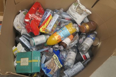 Lot 3197 - Box of various food, drinks etc