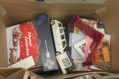 Lot 3198 - Box of mixed toys