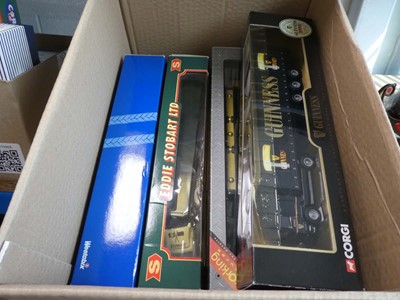 Lot 2535 - 5 Corgi figures of trucks to include Guinness...