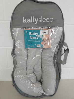 Lot 1323 - Kally sleep baby nest