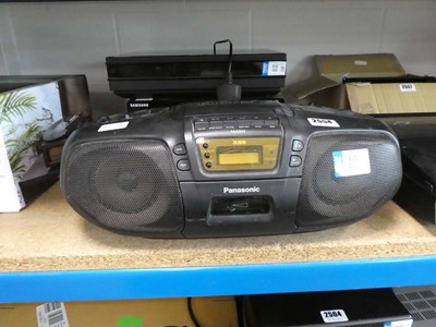 Lot 2554 - Panasonic digital cassette deck and tuner