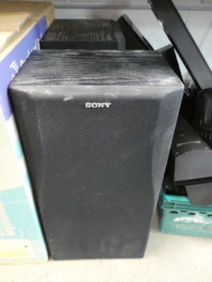 Lot 2572 - Two Sony speakers