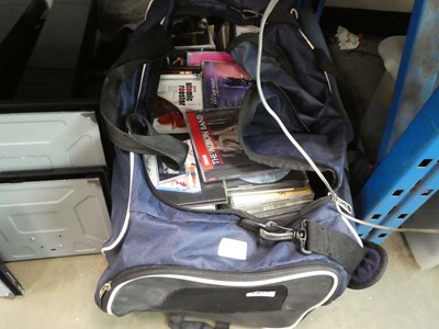 Lot 2574 - Large bag of CDs