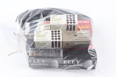 Lot 2543 - (S1) 369 x .22 rifle cartridges, part boxes,...
