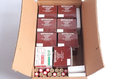 Lot 2074 - (S2) 220 x 32 bore cartridges, assorted