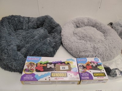 Lot 3770 - 2 large dog beds, Kanoodle dog snack challenge...