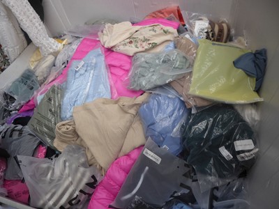 Lot 3892 - Pallet containing mixed ladies and men's clothing