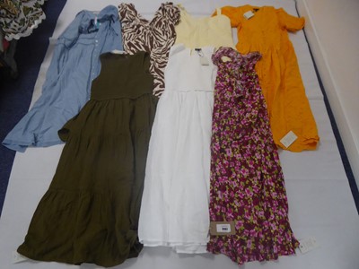 Lot 3907 - Selection of NoBody's Child clothing