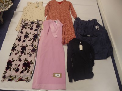 Lot 3909 - Selection of clothing to include Mint Velvet,...