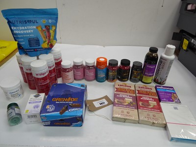 Lot 3821 - Vegan Apple Cider & Sea Moss gummies, Collagen...