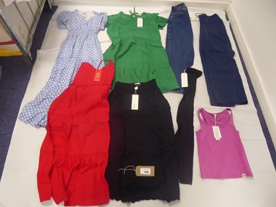 Lot 3939 - Selection of clothing to include Lucy & Yak,...