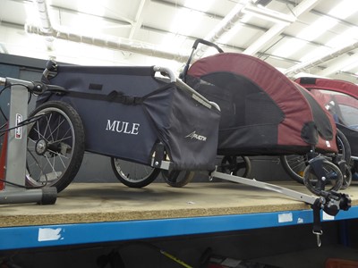 Lot 4083 - Mule fabric Avenir box bicycle trailer