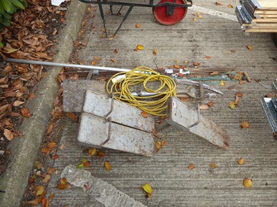 Lot 4196 - Assortment of items to include 3 Strongboys,...