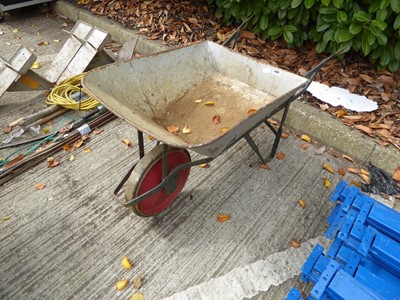 Lot 4197 - Wheelbarrow