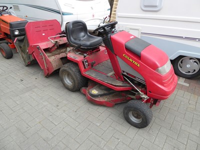 Lot 4228 - Countax C300H hydrostatic ride-on tractor...
