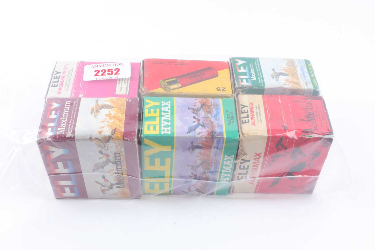 Lot 2252 - (S2) 150 x boxed 12 bore Eley collector...