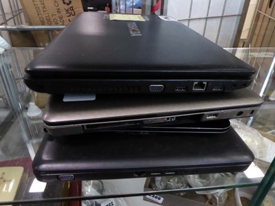 Lot 2365 - 2x HP, Toshiba (1) and Samsung (1) laptops for...