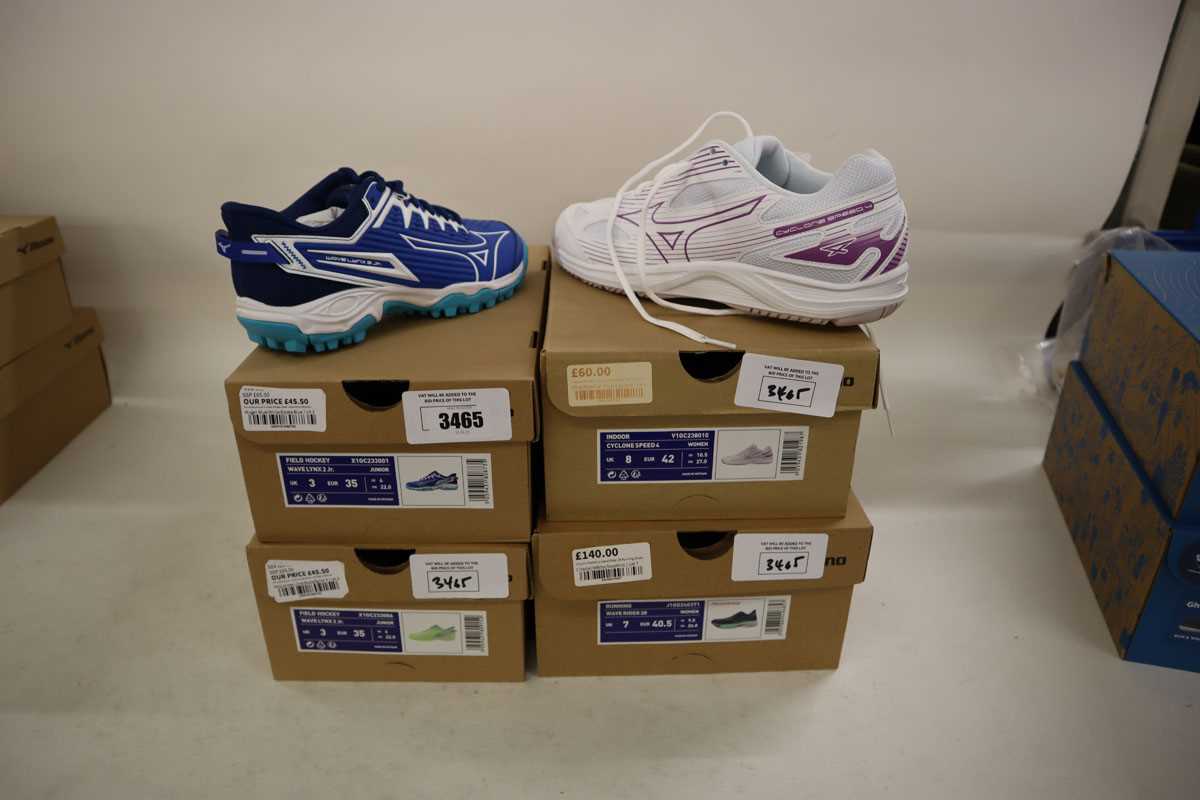 Lot 4x pairs of assorted Mizuno hockey and other...