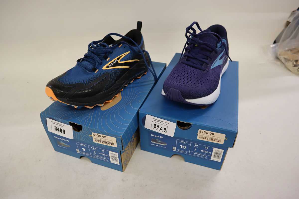 Lot 2x pairs of Brookes mens running shoes...