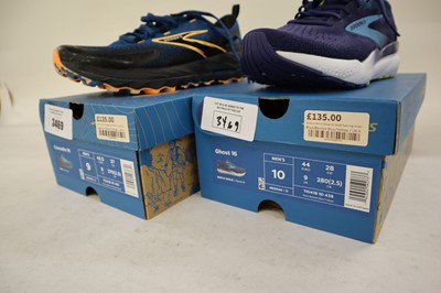 Lot 2x pairs of Brookes mens running shoes...
