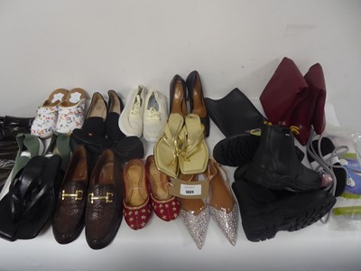 Lot 1089 - 14x Pairs of shoes in various styles to...