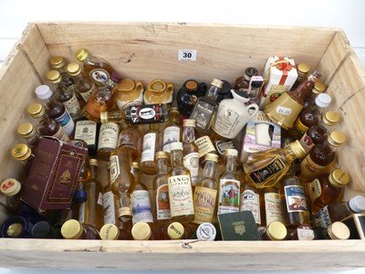 Lot 30 - A collection of approx 70 assorted Blended...