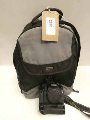 Lot 2012 - Canon EOS Rebel T3i DSLR camera with pack and...