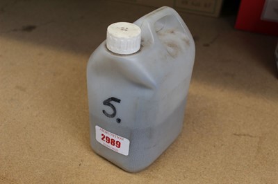 Lot 2989 - Tub of No.5 lead shot