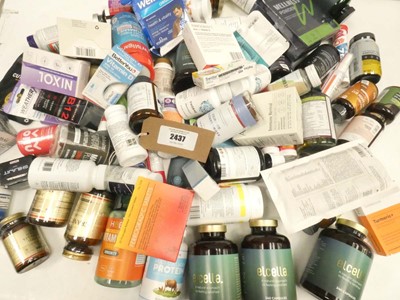 Lot 2437 - Mixed lot of vitamin and dietary tablet /...