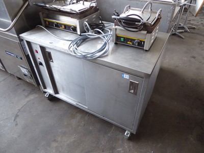 Lot 704 - 120cm electric hot cupboard with 2 sliding...