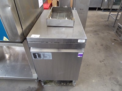 Lot 614 - 46cm Williams HAZ5CTSA undercounter single...