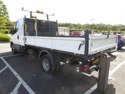 Lot 4006 - (HY17 BHK) 2017 Iveco Daily 35C14 MWB tipper...